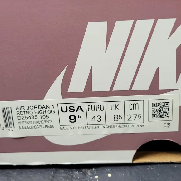 Nike Jordan Retro 1 Purple/White Size 9.5 Mens